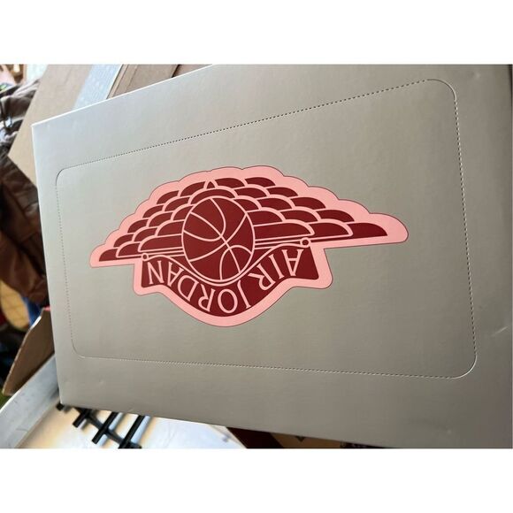 [DV1304-106] Womens Air Jordan Retro 1 High Zoom Air CMFT 2 (W) 'Valentine's Day - Picture 4 of 10